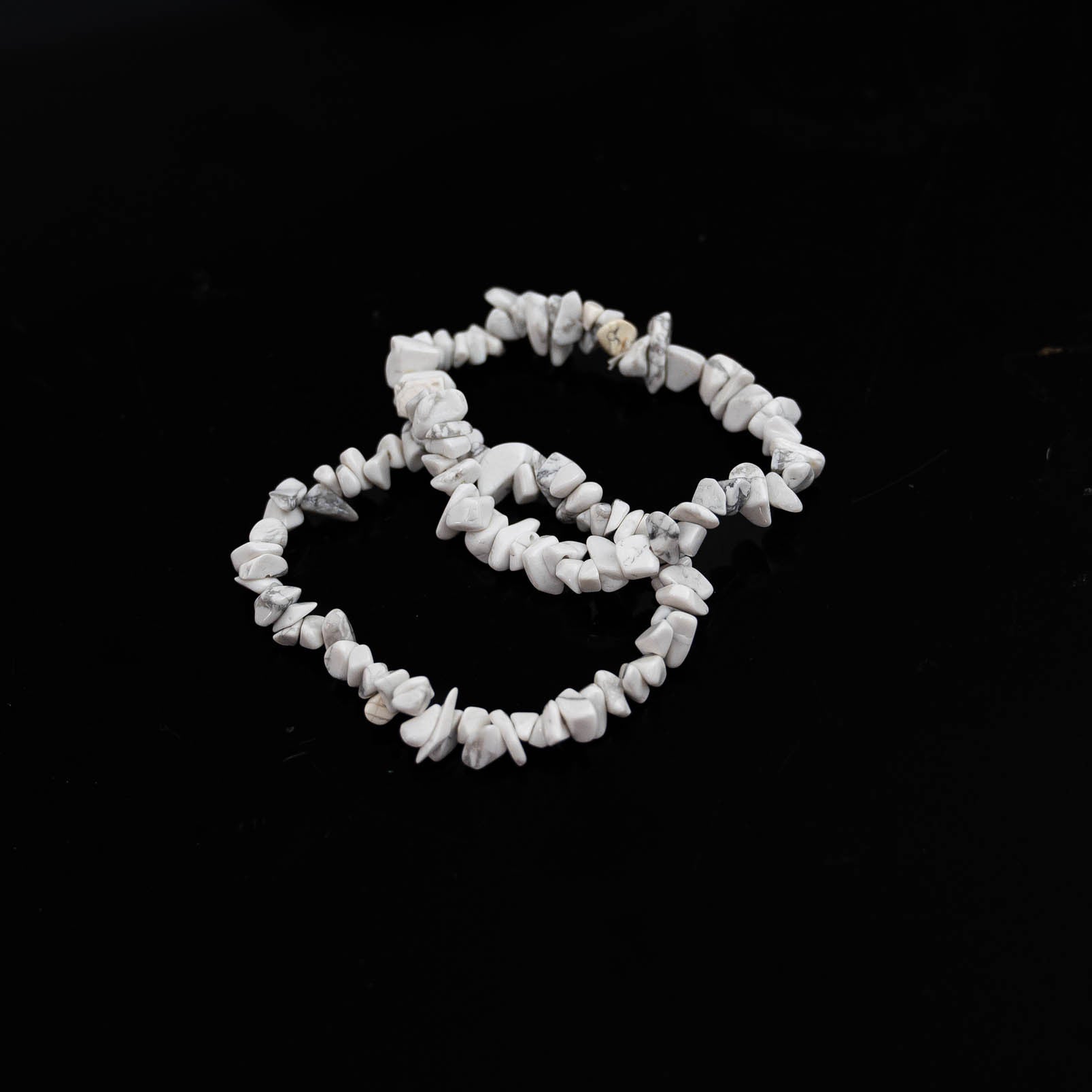 Howlite Chip Bracelet
