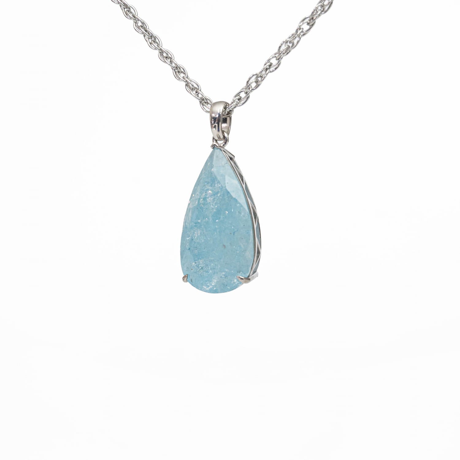Aquamarine Silver Pendant